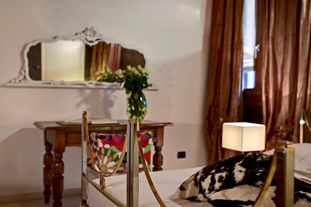 Il Vicolo Aparthotel Верона Екстер'єр фото